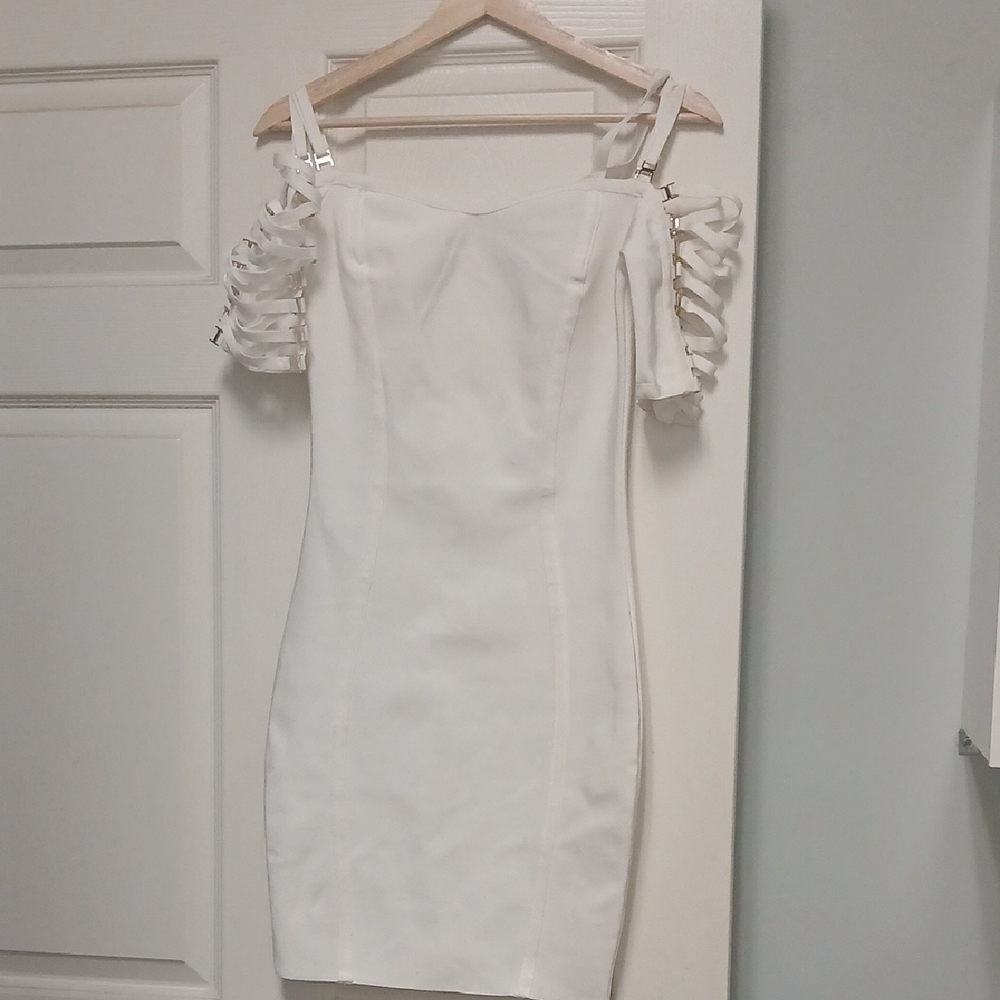 WOW Couture Elegant Strapless White Dress